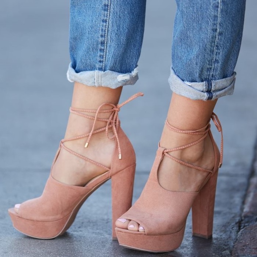 ShoeDazzle Mauve Heels sz 9.5